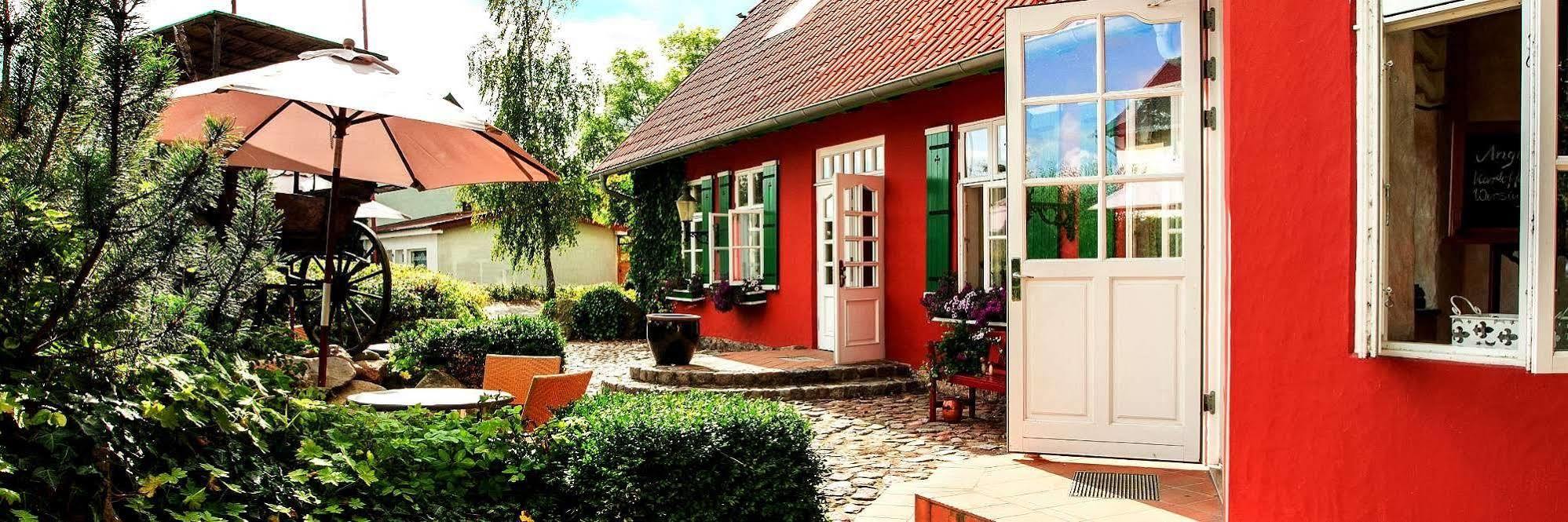 Landgasthof & Hotel Jagdhof Stralsund Exterior foto