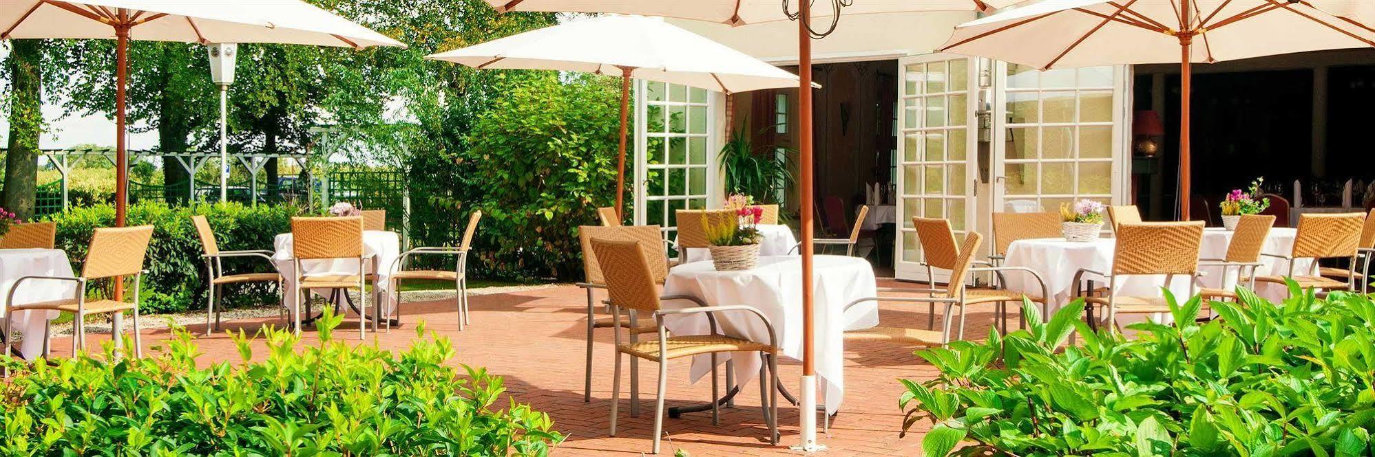 Landgasthof & Hotel Jagdhof Stralsund Exterior foto